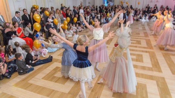 Ballettschule eröffnete den Ball